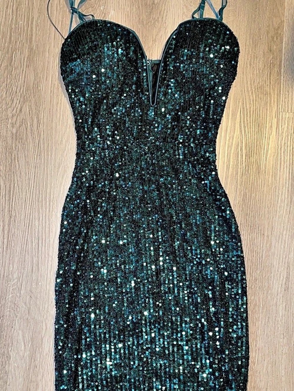 Windsoor Sequin Mini Dress in Green Like New